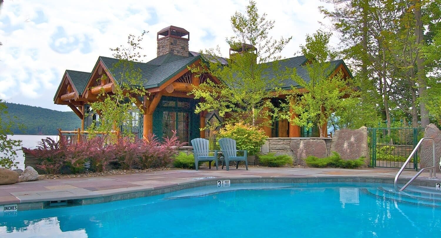 Cayuga Lodge South Su