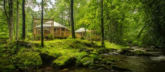Otter Creek Yurt - Creekside Glamping w/ Private Hot Tub