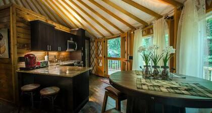 Creekside Cove Yurt - Creekside Glamping w/ Private Hot Tub