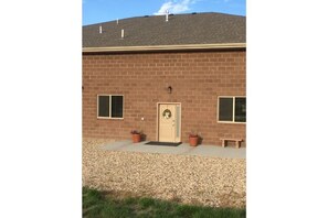 Exterior - Bryce Canyon, Zion National Park A Six K (Panguitch)