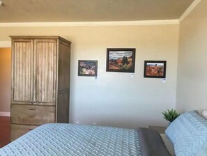 2 bedrooms, iron/ironing board, free WiFi, bed sheets - Bryce Canyon, Zion National Park A Six K (Panguitch)