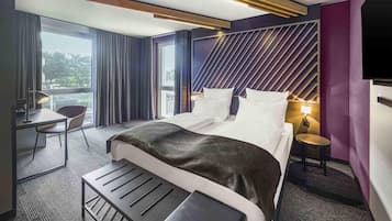 Premium Double Room | Desk, laptop workspace, soundproofing, free WiFi