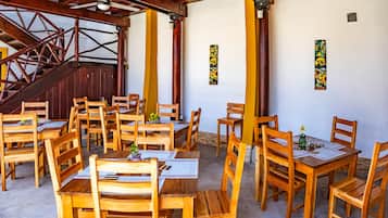 Café da manhã continental grátis todos os dias