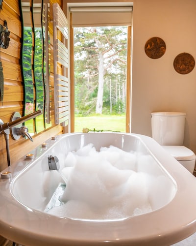 Baddengorm Lodge -  a lodge that sleeps 10 guests  in 5 bedrooms