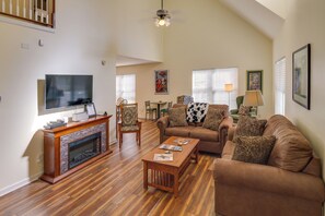 TV, fireplace, DVD player, video library - Lyles Peaceful Creekside Home: Hot Tub & Fire Pit (Lyles)