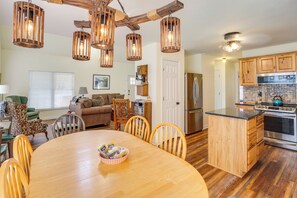Interior - Lyles Peaceful Creekside Home: Hot Tub & Fire Pit (Lyles)