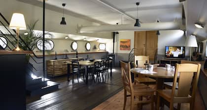 Atypical accommodation on a barge