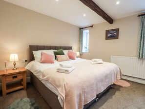 2 bedrooms, individually decorated, individually furnished, free WiFi - Bottle Tops (Windermere)