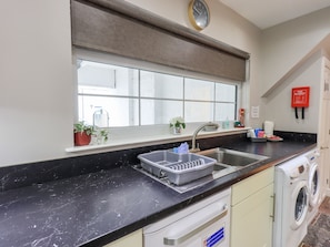 Dishwasher, cookware/dishes/utensils