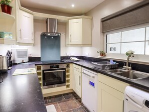 Fridge, dishwasher, electric kettle, toaster - Bottle Tops (Windermere)