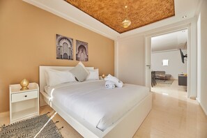 Family Apartment | 1 bedroom, premium bedding, pillowtop beds, laptop workspace