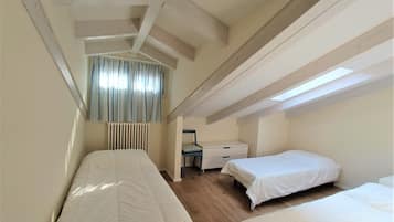 LÀgenhet | 2 sovrum, skrivbord, arbetsyta för laptop och gratis wi-fi