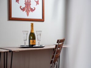 تفاصيل الفندق من الداخل