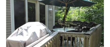 屋外ダイニングエリア