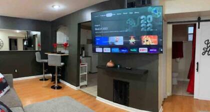 Cozy 2 Bdr *Diamond In The Bluff* Unit 1