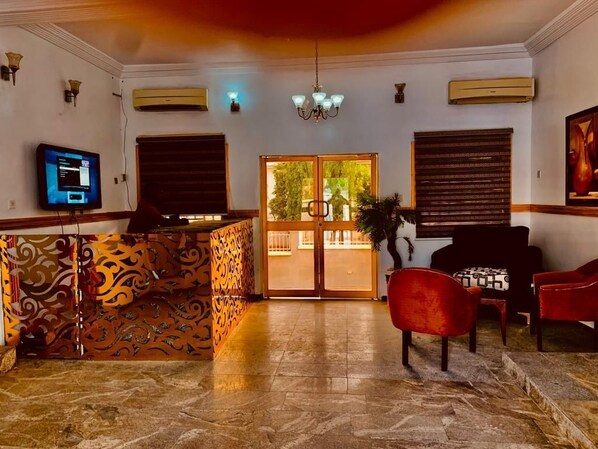 Front of property - E-Gold Luxury Hotel (Abuja)