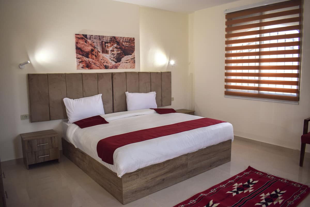 1 habitación, minibar, escritorio y insonorización