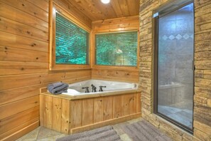 Bathtub, hair dryer, towels - High Camp Retreat | $299 Off Your Stay! (Blue Ridge)