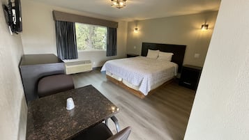 Deluxe Single Room | Free WiFi