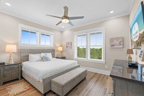 5 bedrooms, iron/ironing board, WiFi (free), bed sheets - A Weekend at Billys: 5 Bedrooms, Private Pool, Pet Friendly, Plantation! (St. George Island)