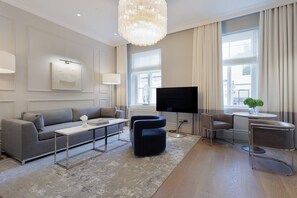 Living area - Waldorf Astoria Helsinki (Helsinki)
