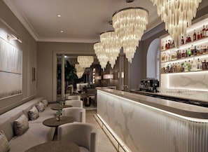 2 bars/lounges, poolside bar