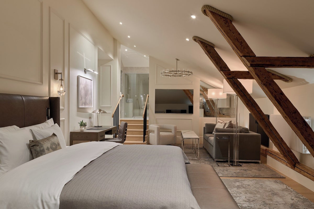 1 Schlafzimmer, hochwertige Bettwaren, Daunenbettdecken, Minibar