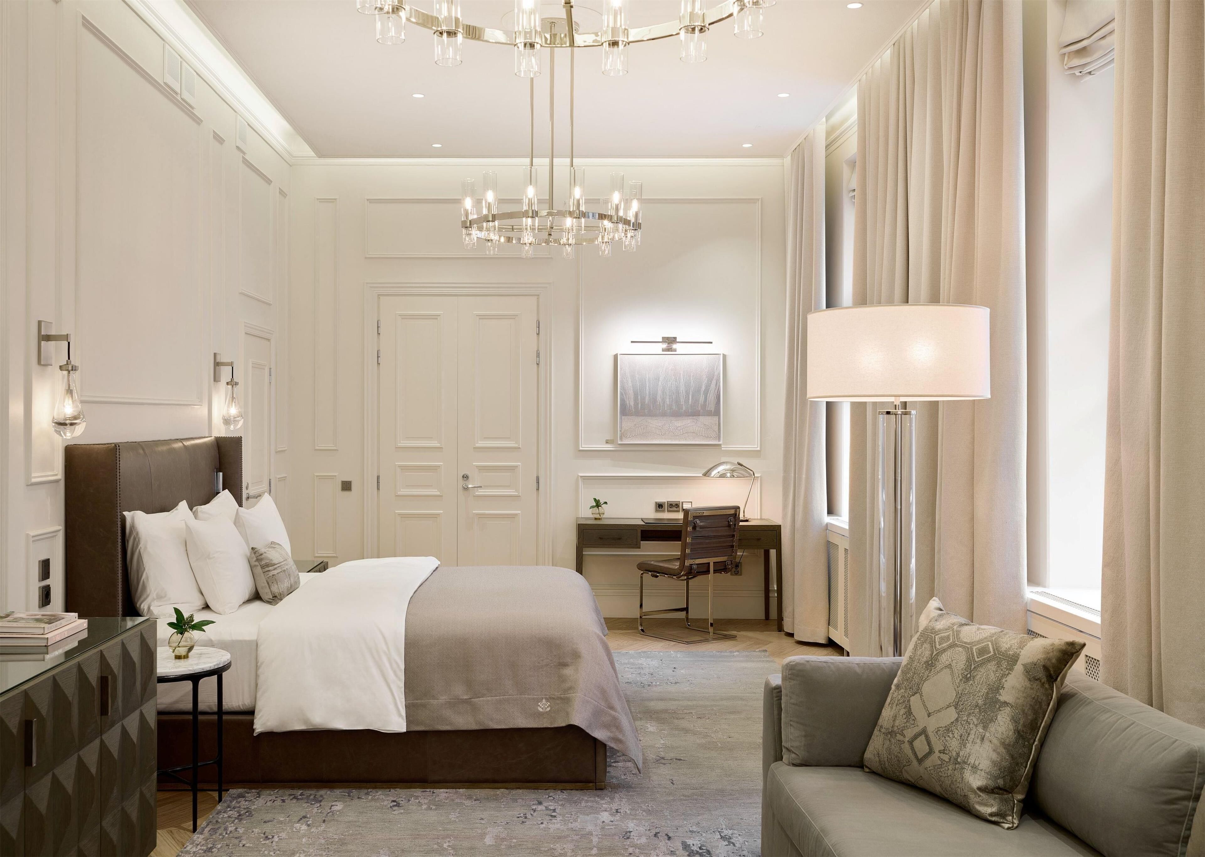 Premier Room, 1 King Bed (Spa) | Premium bedding, down comforters, minibar, in-room safe