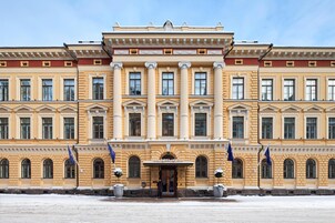 Esterni