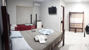 Comfort Triple Room | Bed sheets