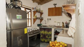 Family House | Private kitchen | Fridge, oven, blender, cookware/dishes/utensils