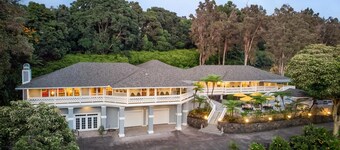6,500+sf Private Estate Hosted Bed & Breakfast w/ 4 King suites