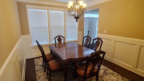 Dining - Masters Rentals! 5bd 4bath house, 7 miles from National golf course (Martinez)