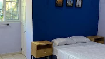 3 bedrooms, bed sheets