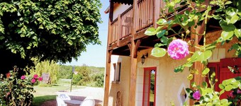 At the elves' rest. "Les licornes n'y voient que du bleu", 3* B&B in Richelieu