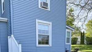 Unclassified image, 3 of 28, button - Just a few blocks from Lake Erie!  4 season home with a cozy cottagey feel. (Lakeside Marblehead)