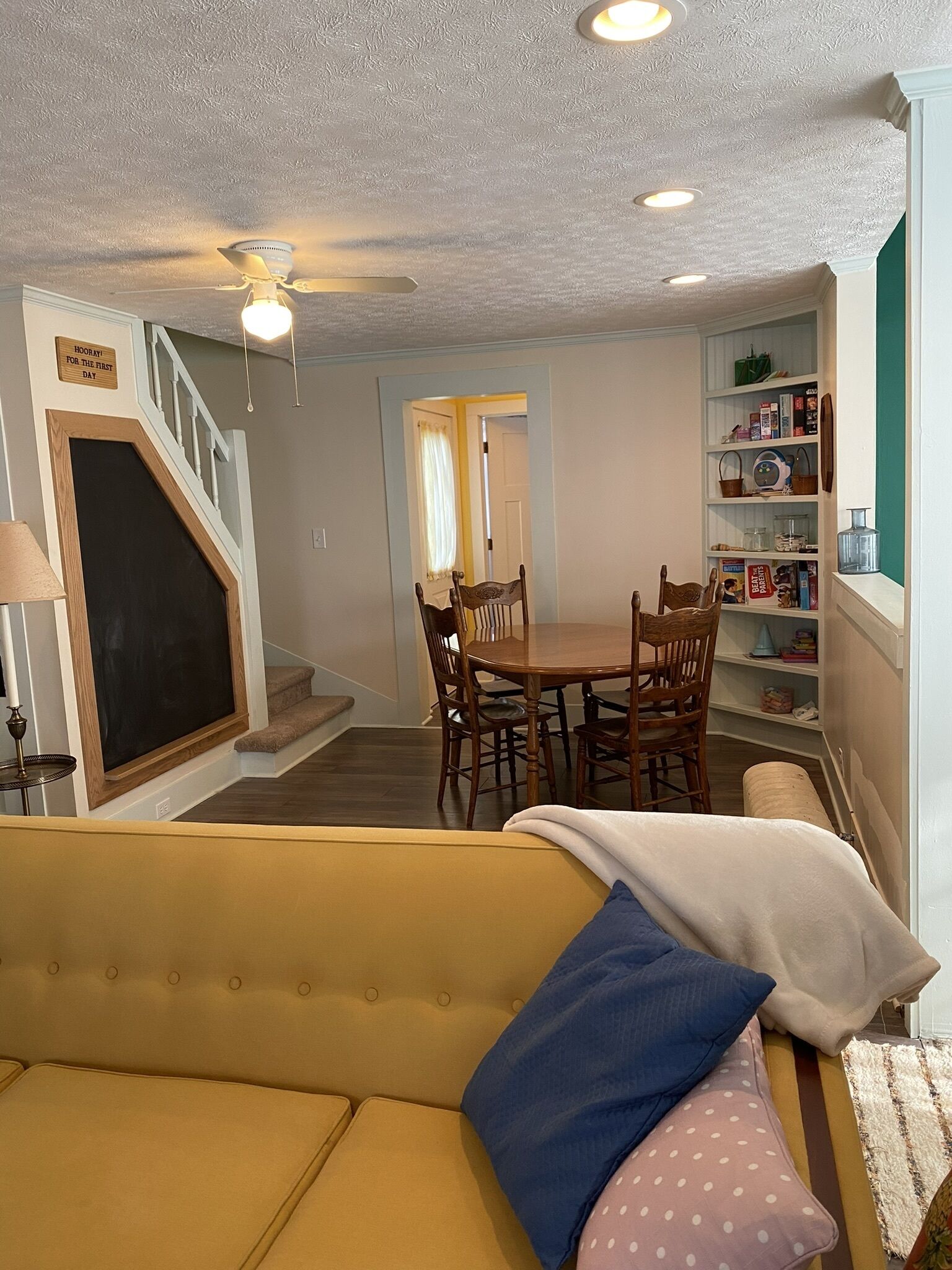 Just A Few Blocks From Lake Erie!  4 Season Home With A Cozy Cottagey Feel. - Lakeside Marblehead, OH