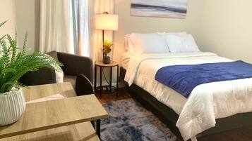 2 bedrooms, iron/ironing board, WiFi, bed sheets