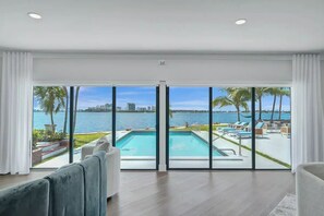 Pool - Super Luxury Bayfront Compound (Miami)