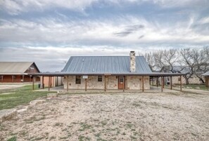 Exterior - River Frontage in the Comanche Crossing Subdivision (Concan)