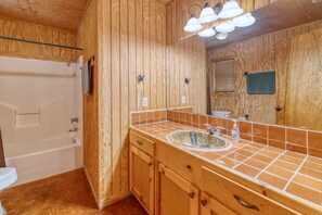 Bathroom - Beautiful home in the Comanche Crossing Subdivision (Concan)