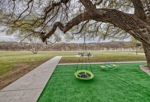 Property grounds - Comanche Crossing Subdivsion with river frontage (Concan)