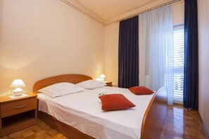 2 quartos, Wi-Fi de cortesia, roupa de cama