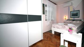 4 間睡房、免費 Wi-Fi、床單