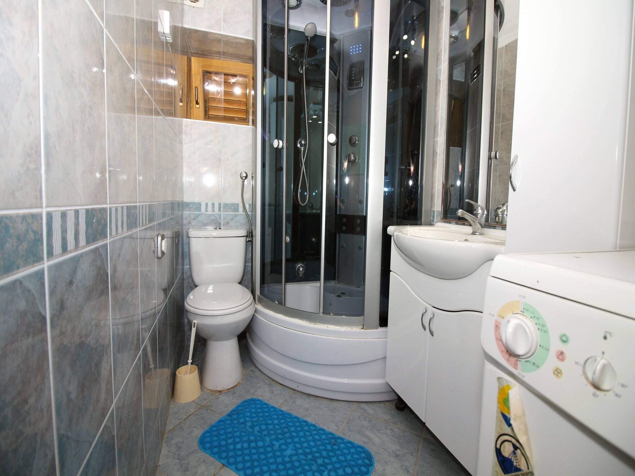 تجهيزات دش، مجففات شعر، مناشف