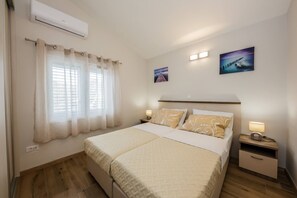 1 soverom, strykejern/-brett, wi-fi (inkludert) og sengetøy