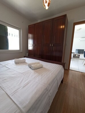 2 chambres, Wi-Fi gratuit, draps fournis