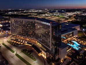 Exterior - Loews Arlington (Arlington)