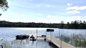 Espreguiçadeiras, toalhas de praia