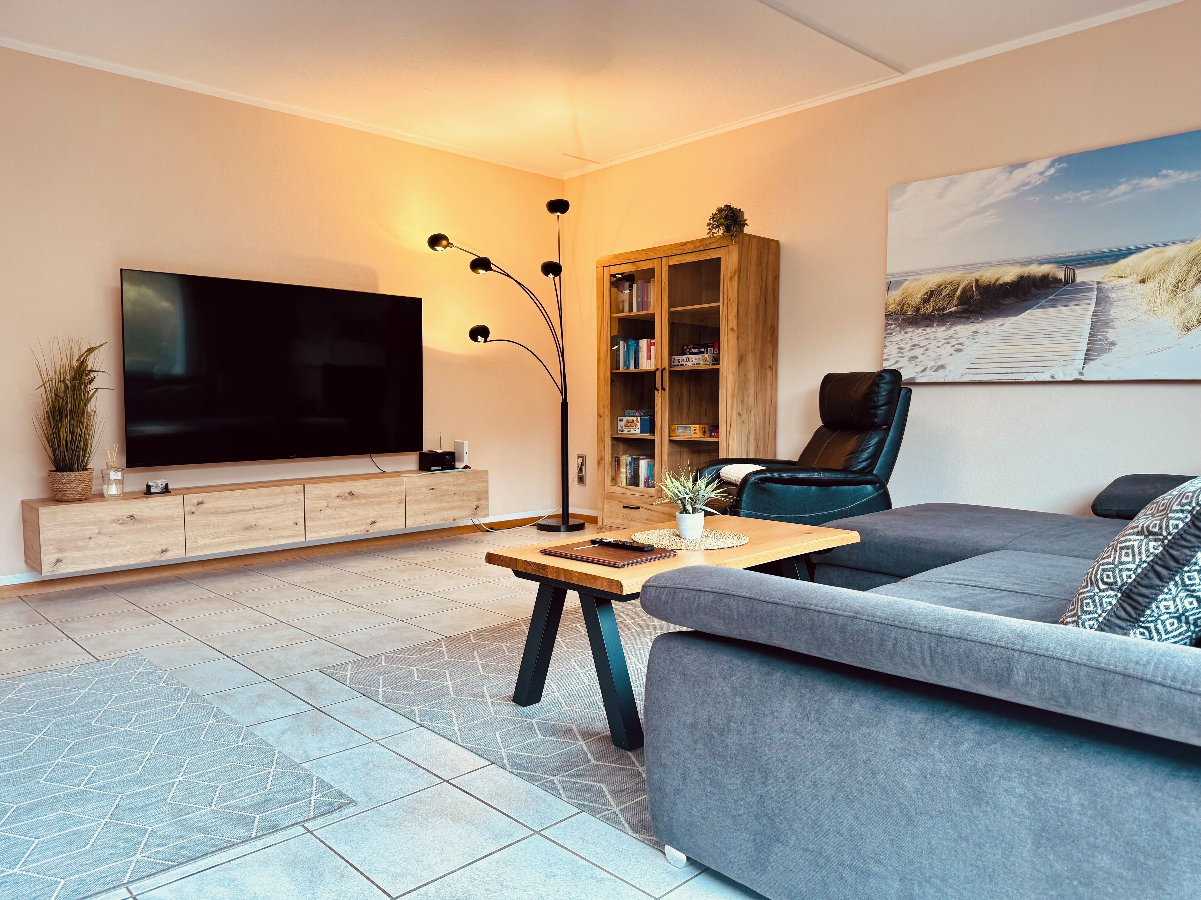 Smart-TV, bøker og filmbibliotek